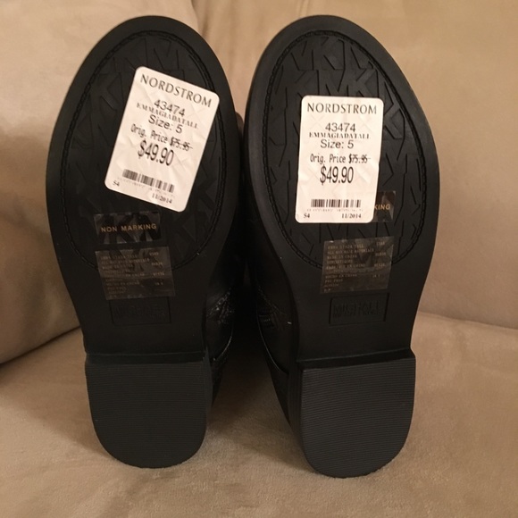 Michael Kors Boots (Youth Size 5 ) NWOB - Picture 4 of 8